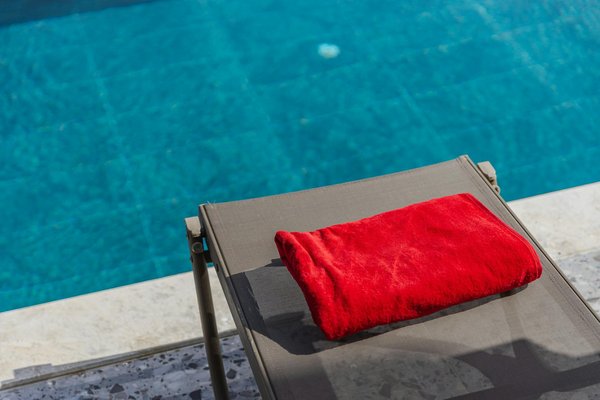 L'Essentiel pour l'Entretien de Votre Piscine en Béton : Astuces et Guide Complet