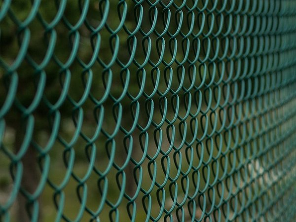 Clôture et grillage rigide : sécurité, qualité et style français